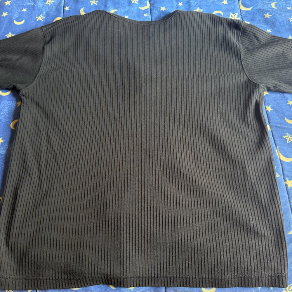 Erika & Co Ribbed Henley Tee - Picture 2 of 4